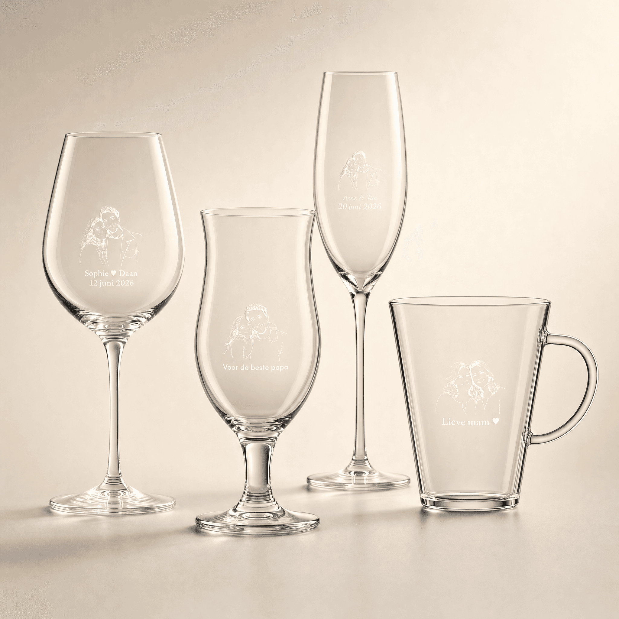 Sätt ihop ditt eget set med 4 graverade glas