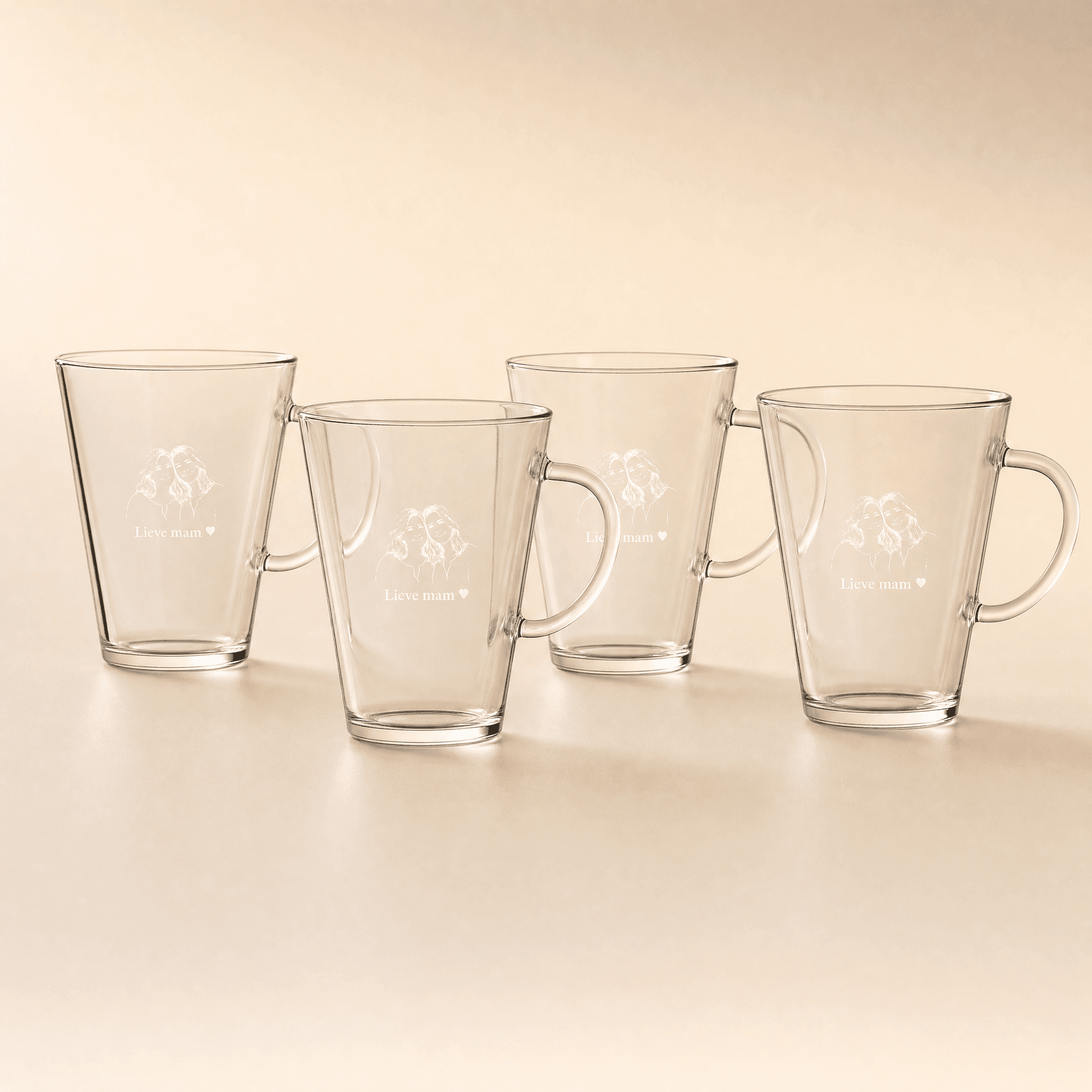 Set van 4 gegraveerde theeglazen
